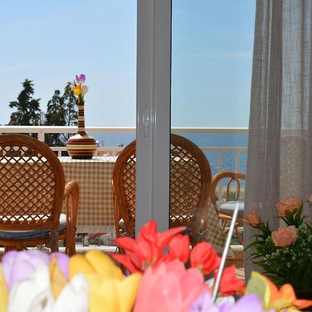 Panos Apartments Геракини Екстериор снимка